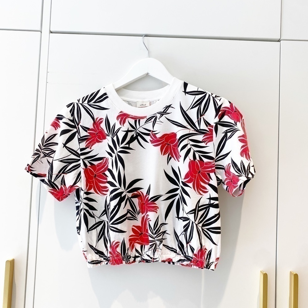 𝅺wilfred Floral Crop Top Tee